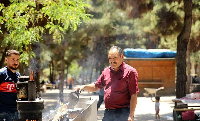 İlk kısıtlamasız pazar gününde mesire alanlarında yoğunluk