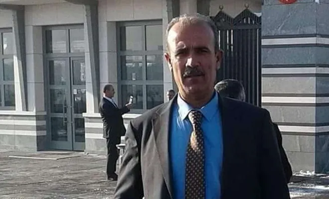 Devrilen traktörün altında kalan sürücü vefat etti