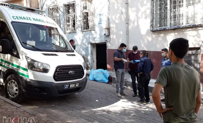 Gaziantep’te bıçaklı kavga; Bir ölü bir yaralı