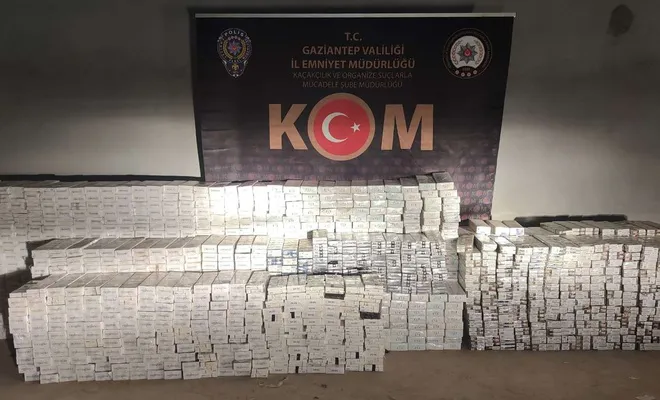 Gümrük kaçağı sigara operasyonuna 3 gözaltı