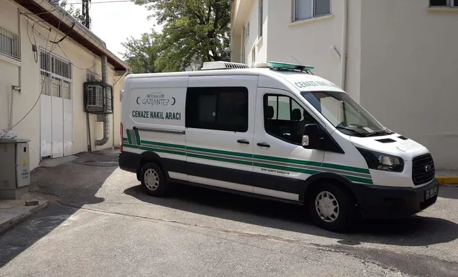 Gaziantep'te akademisyen evinde ölü bulundu