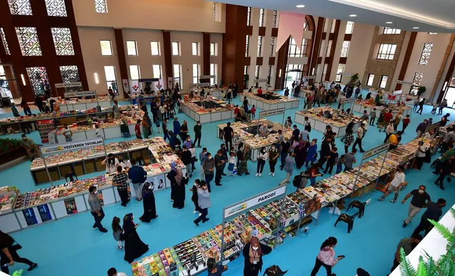 Güneydoğu'nun en büyük kitap fuarı açıldı