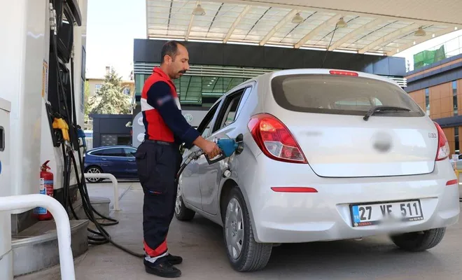 Akaryakıta yapılan zam tepkilere neden oldu