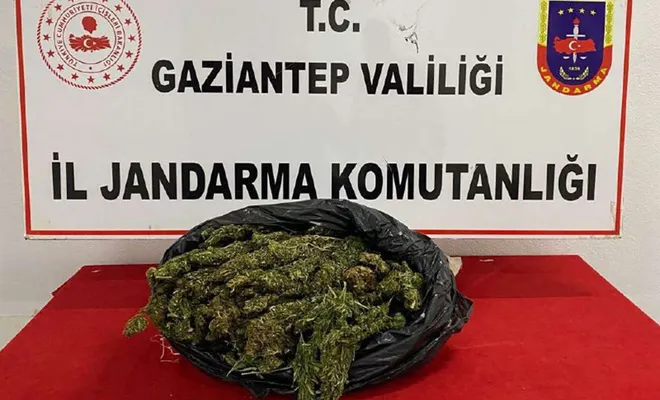 Uyuşturucu ile yakalanan şüpheli şahıs gözaltına alındı