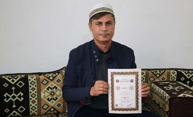 Hafızlık hayalini 45 yaşında gerçekleştirdi