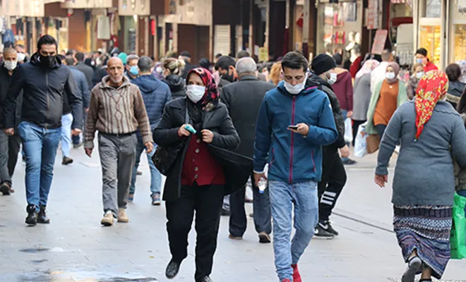 Halk siyasilerin ve siyasetin dilinin birleştirici olmasını istiyor