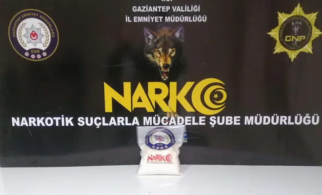 Yolcu otobüsünde uyuşturucu ile yakalanan şahıs gözaltına alındı