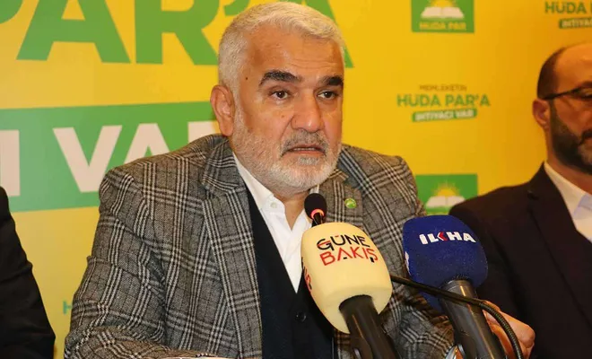 HÜDA PAR Genel Başkanı Yapıcıoğlu kanaat önderleri ve STK'larla bir araya geldi