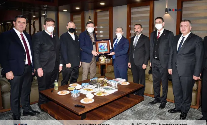 TOBB Başkanı Hisarcıklıoğlu: Döviz kurlarındaki yükselişlerin önüne geçildi