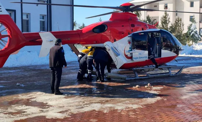 Gaziantep’te hamile kadın ambulans helikopterle hastaneye ulaştırıldı