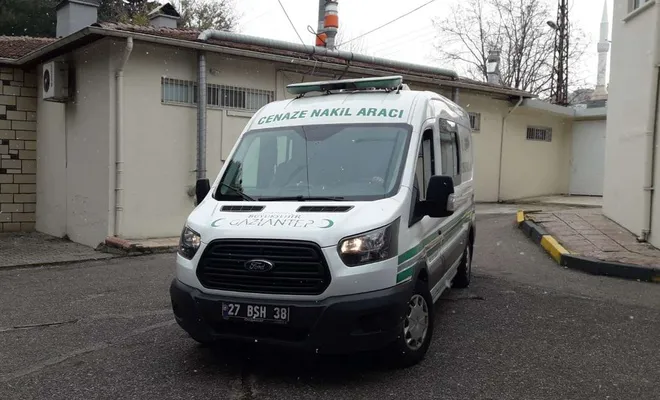 Uyuşturucu bağımlısı eşi tarafından silahla vurulan kadın öldü