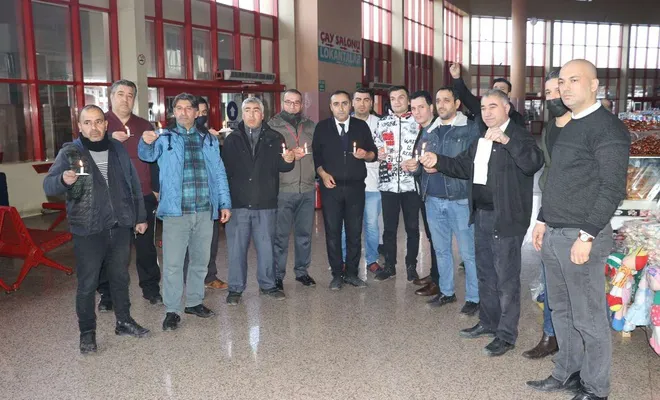 Esnaftan zamlı elektrik faturalarına mumlu tepki