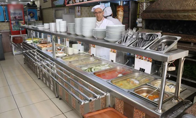 Zamlar yeme-içme sektörünün satışlarını düşürdü