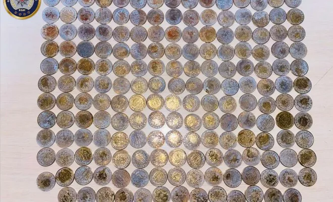 Gaziantep’te 178 adet sikke ele geçirildi
