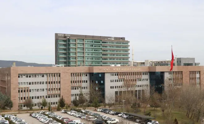 Gaziantep'te çeşitli suçlardan aranan 20 kişi tutuklandı