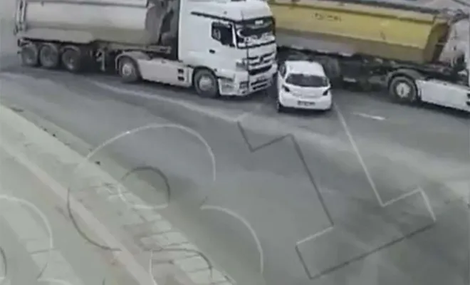 Gaziantep’teki trafik kazaları kameraya yansıdı