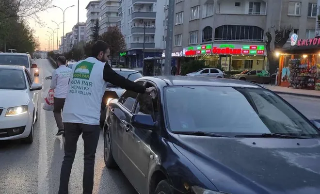 Hür Gençlik Gaziantep’ten iftarlık ikramı