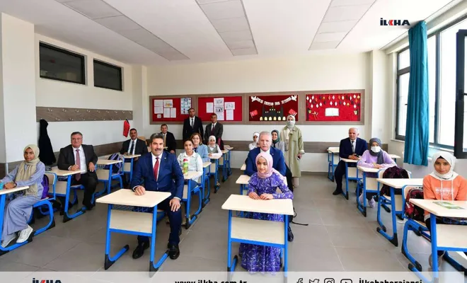 Hayırseverlerin yaptırdığı imam hatip okulunun açılışı yapıldı