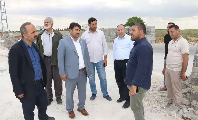 HÜDA PAR Gaziantep İl Başkanı Göçer, briketçi esnafını ziyaret etti