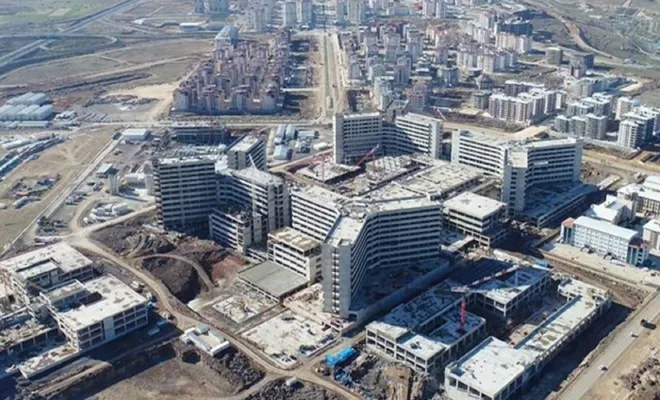 Gaziantep halkı Şehir Hastanesi’nin bir an önce bitirilmesini istiyor