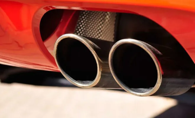  Araçlara abartılı egzoz takan 33 sürücüye ceza kesildi