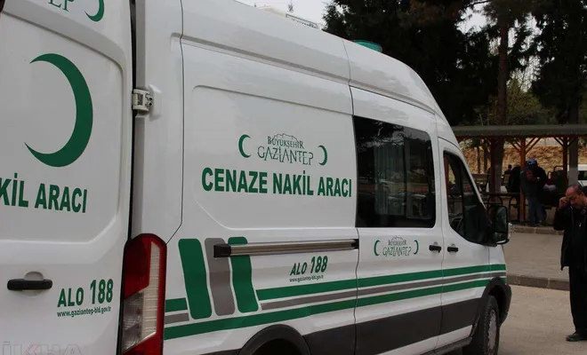 100’üncü Yıl Atatürk Kültür Parkı'nda bir kişi başından vurulmuş halde bulundu