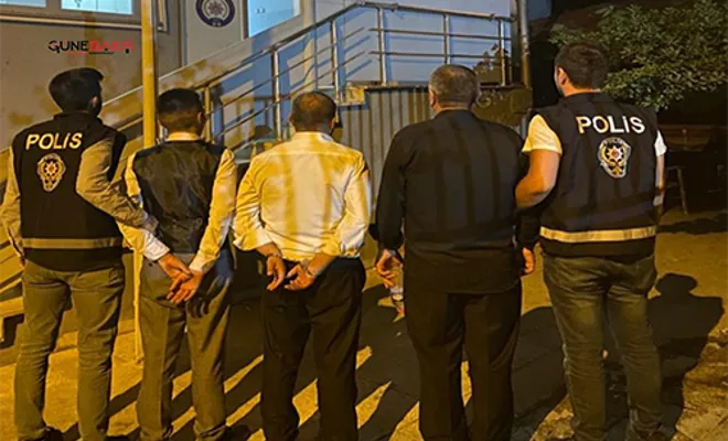 Düğünde havaya ateş eden şüpheli suçüstü yakalandı