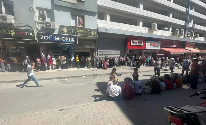 Sizce bu kuyruk ne kuyruğu?