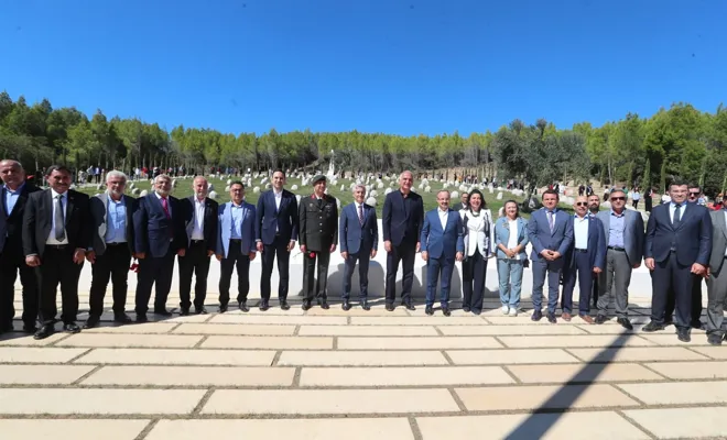 Şahinbey Belediyesi Çanakkale’deki  4 şehitliğin düzenlemesini yaptı