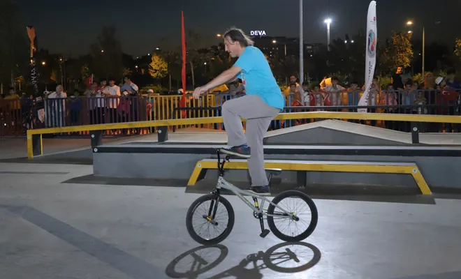 Bisiklet gösterisi büyük ilgi gördü 