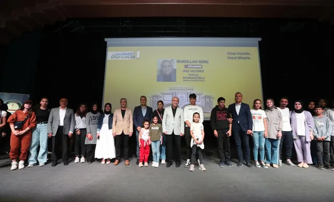 Kitap fuarı kapılarını açtı