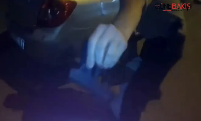 Dur ihtarına uymayan şüphelinin üzerinde ruhsatsız tabanca çıktı