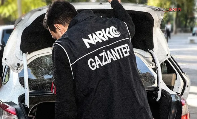 Gaziantep’te durdurulan araçta 5 kilo uyuşturucu ele geçirildi