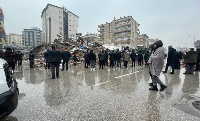 Gaziantep'te art arda deprem