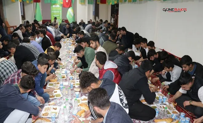 HÜDA PAR Gaziantep Gençlik Kolları iftar programında buluştu