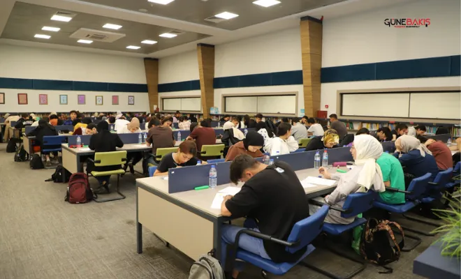 Şehitkamil’in ücretsiz deneme sınavına binlerce öğrenci katıldı