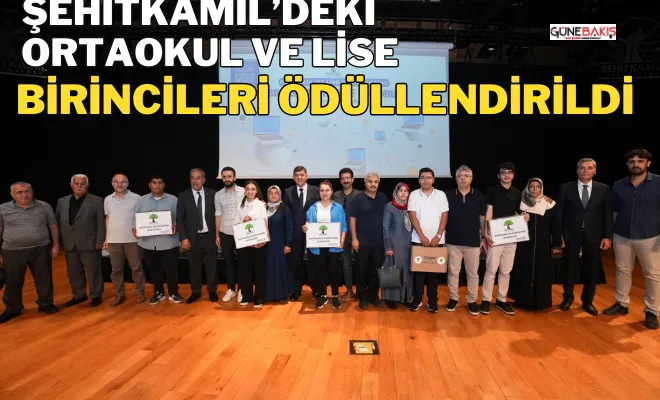 Şehitkamil’deki ortaokul ve lise birincileri ödüllendirildi