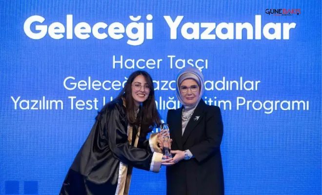Emine Erdoğan’dan GAÜN’lü öğrenciye birincilik ödülü  
