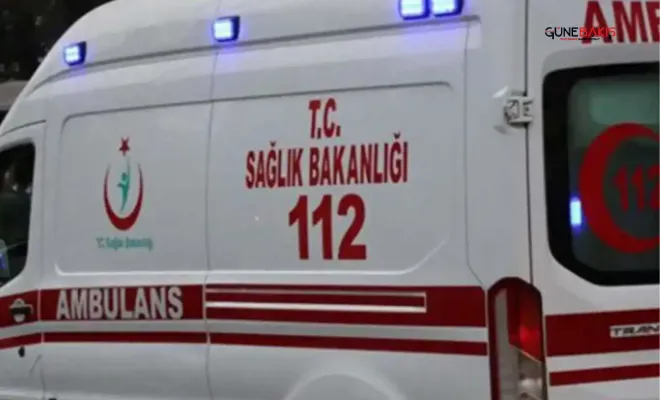 Kamyonla çarpışan motosikletteki 2 kişi yaralandı