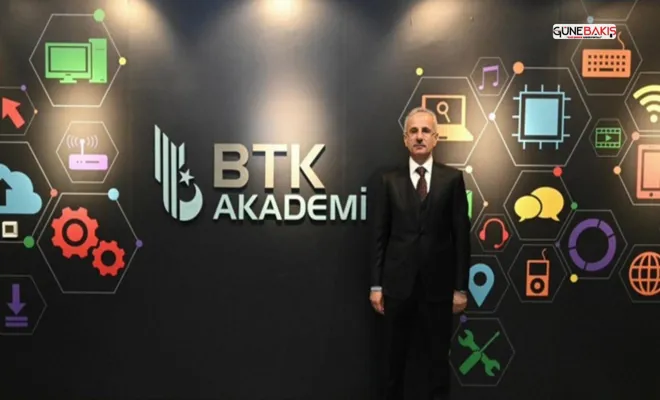 Yapay zekâ eğitimleri artık cepte
