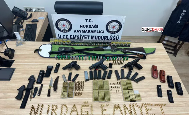 Nurdağı’nda yapılan aramada 3 adet ruhsatsız tabanca ele geçirildi