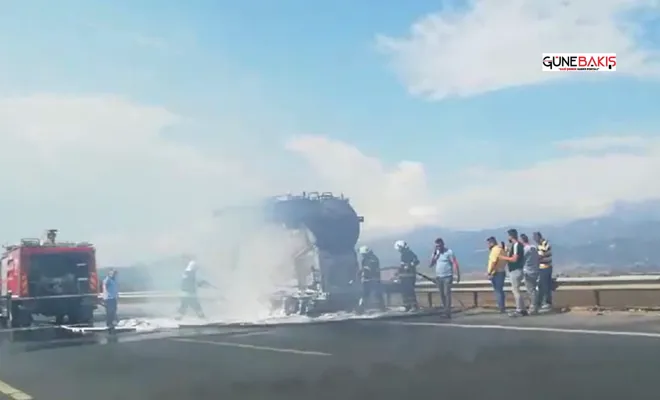 Nurdağı’nda seyir halindeki tırın dorsesi alev aldı