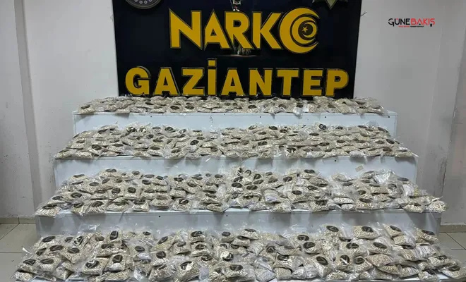 Gaziantep'te 3 milyon 204 bin adet uyuşturucu hap ele geçirildi: 5 gözaltı 