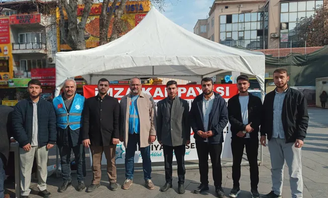 HÜDA PAR Gaziantep Gençlik Kollarından "LGBT dernekleri kapatılsın" imza kampanyasına destek