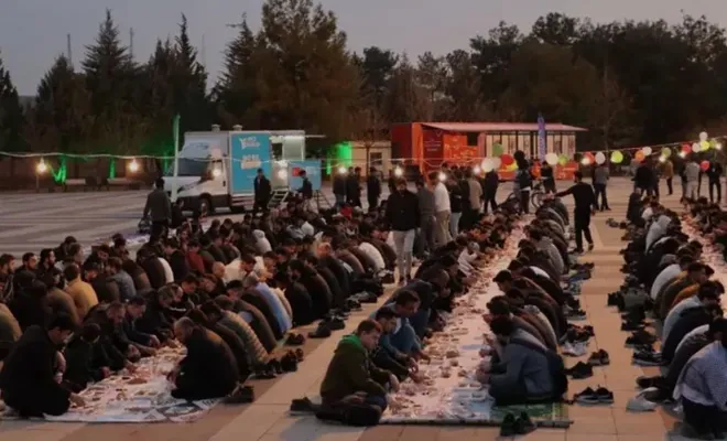 GAÜN öğrenci topluluklarından iftar programı