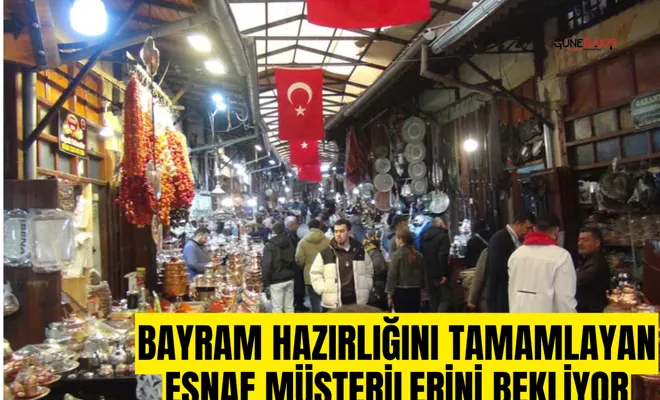Bayram hazırlığını tamamlayan esnaf müşterilerini bekliyor