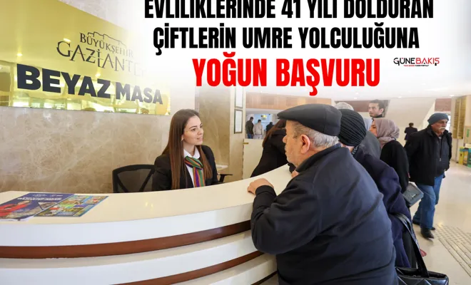 Evliliklerinde 41 yılı dolduran çiftlerin umre yolculuğuna yoğun başvuru