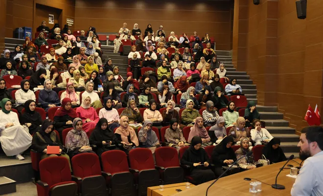GAÜN’de evlilik sürecine dair farkındalık konferansı