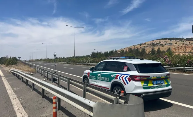 TAG Otoyolu'nda 364 araca hız ihlali cezası