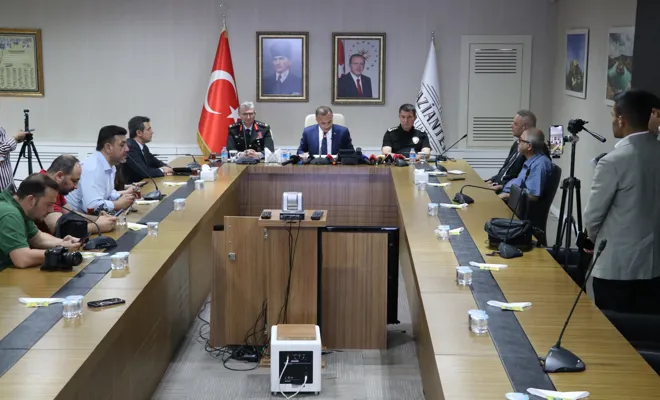 Vali Kemal Çeber: “Gaziantep hem güvenlikte hem kalkınmada örnek şehir olmaya devam ediyor”